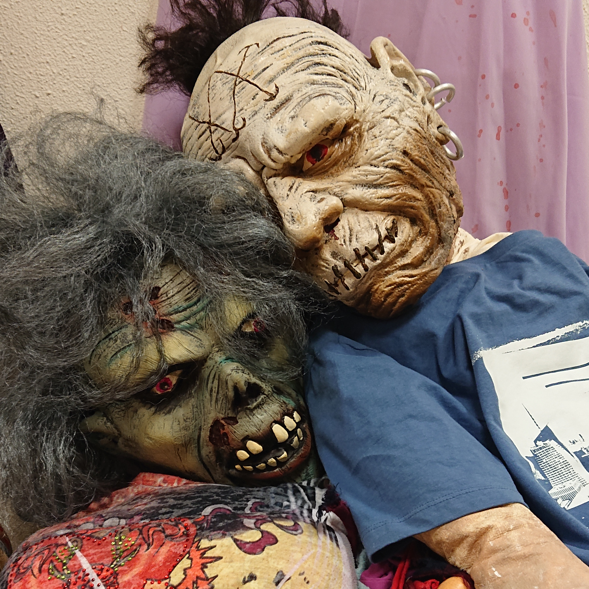 zombieselfie zombieselfie